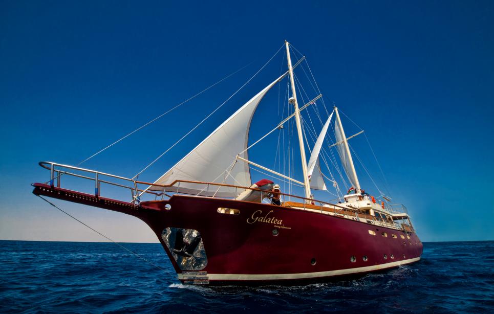 yacht Galatea