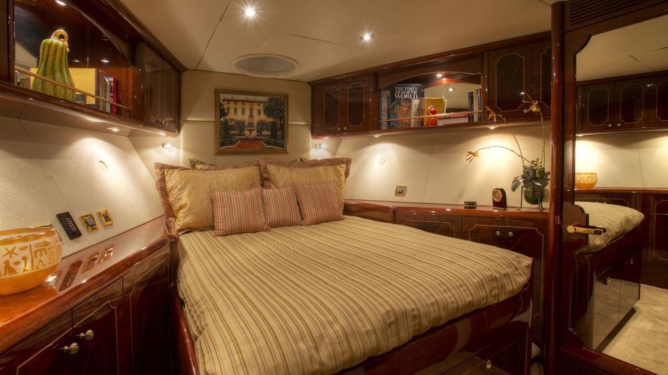 yacht Money for Nothing