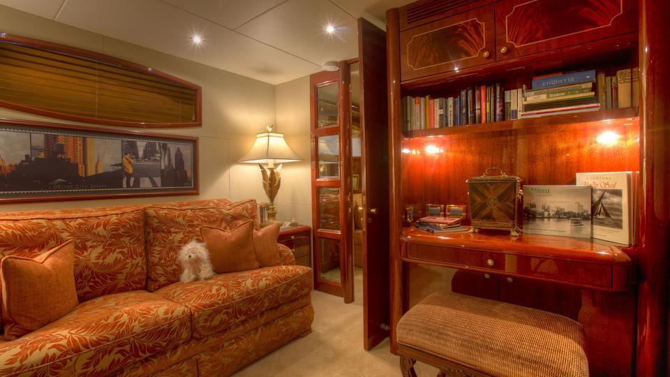 yacht Money for Nothing
