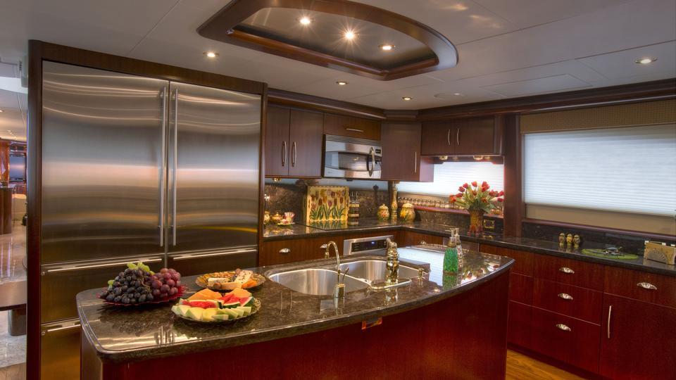 yacht Money for Nothing