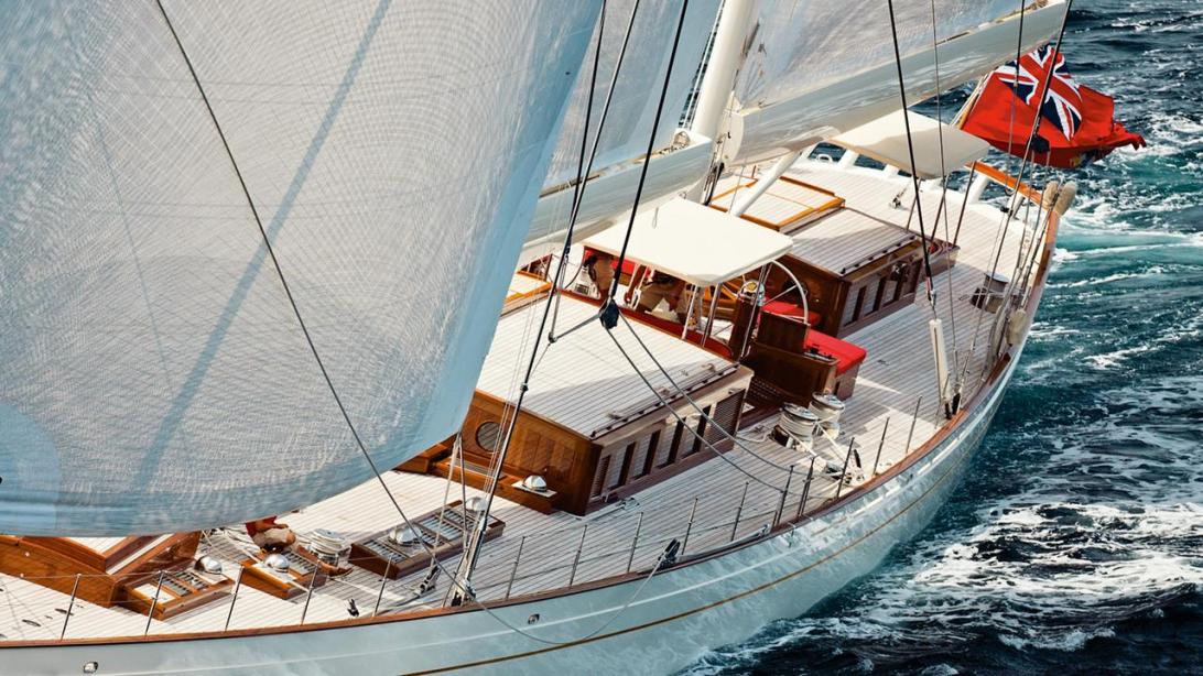 yacht Kamaxitha
