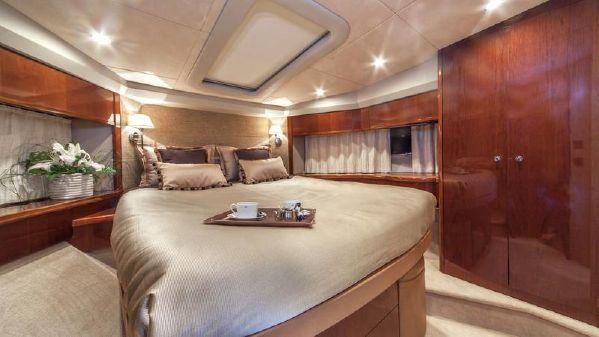 yacht Princess 62 Flybridge