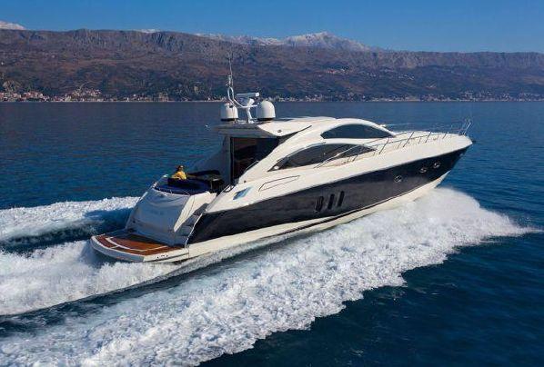 yacht Sunseeker Predator 62