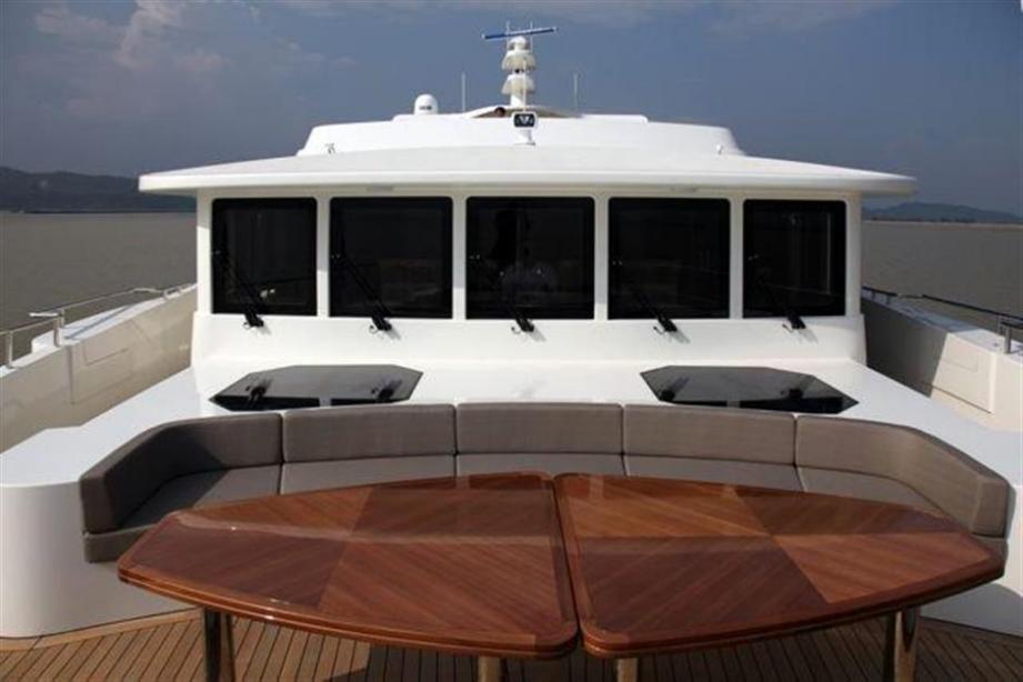 yacht Hull 3