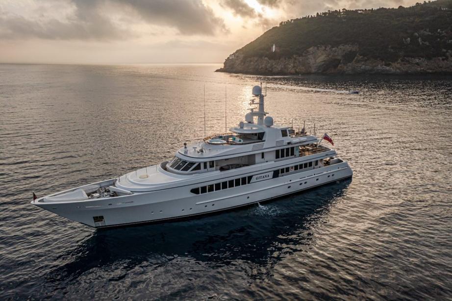 yacht Tasia