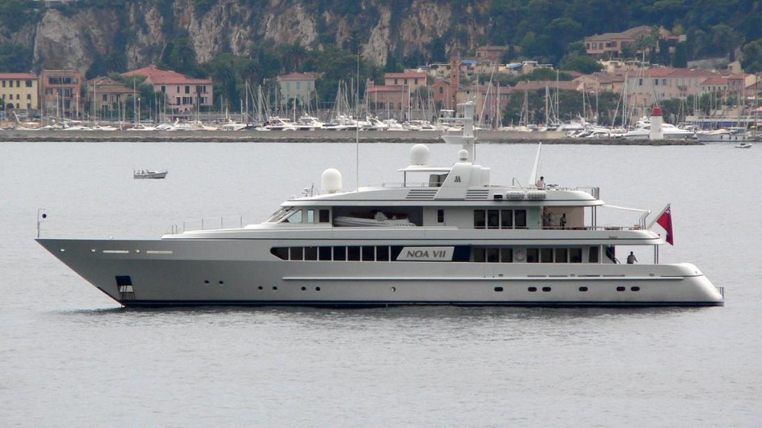 yacht Gitana