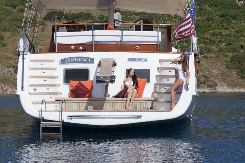 yacht Justiniano