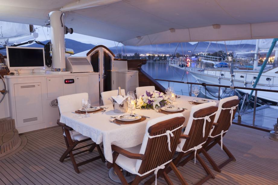 yacht Justiniano