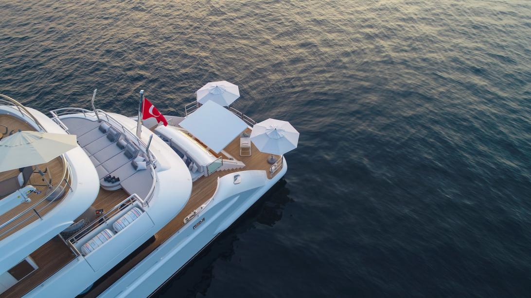 yacht Starburst III