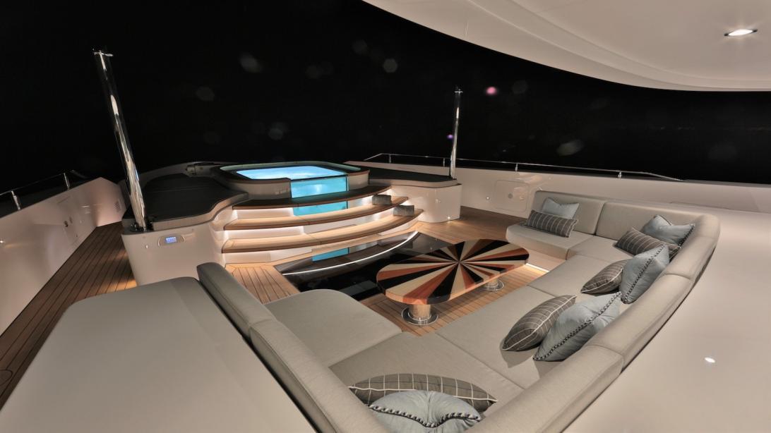 yacht Starburst III