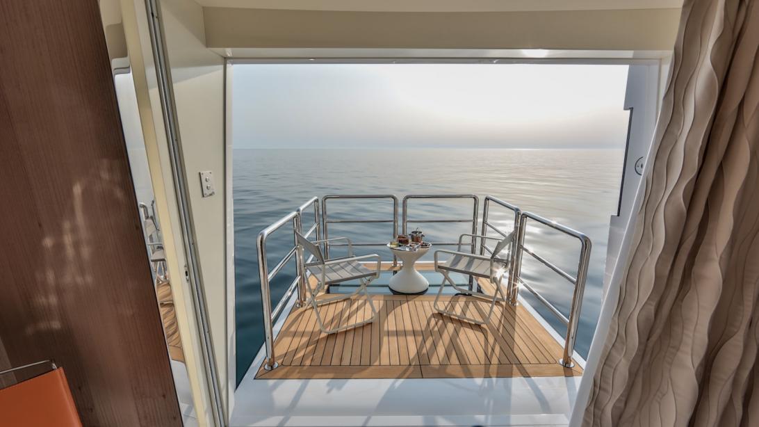 yacht Starburst III