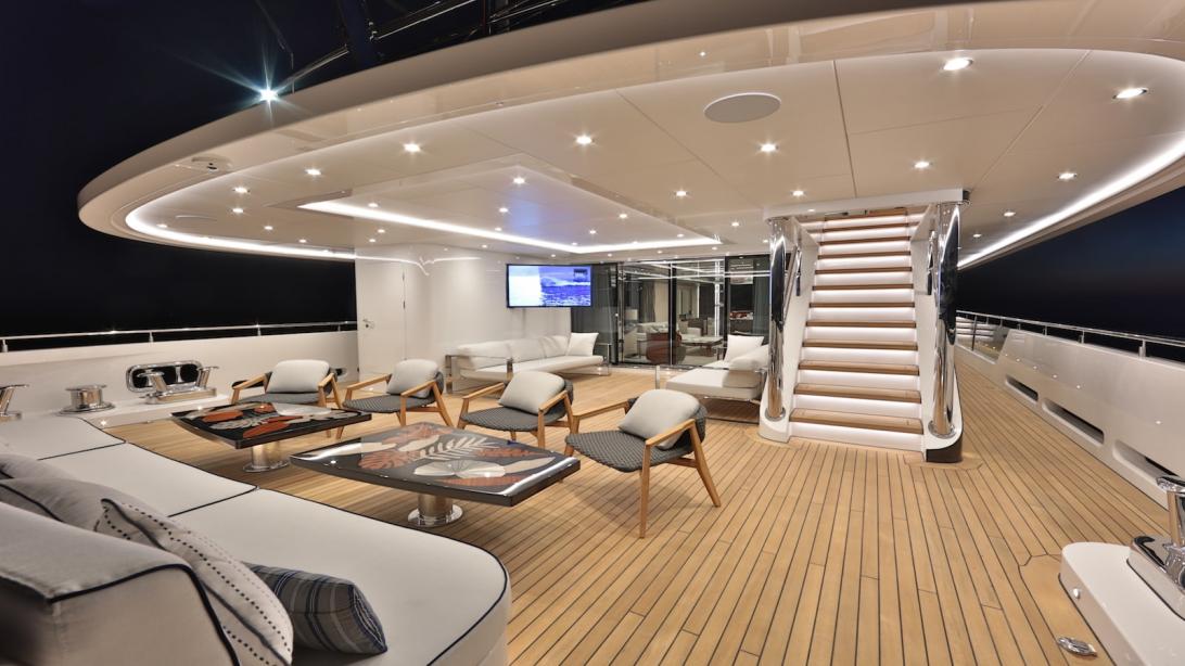 yacht Starburst III