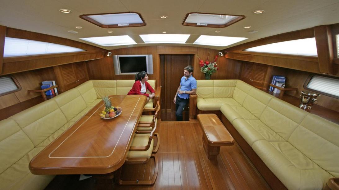 yacht Nazca