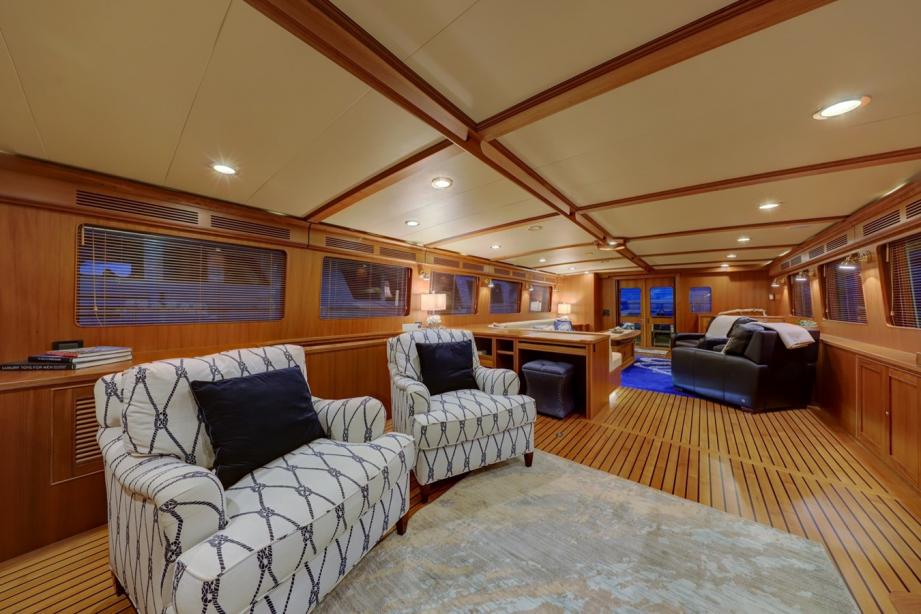 yacht Virginia Sea