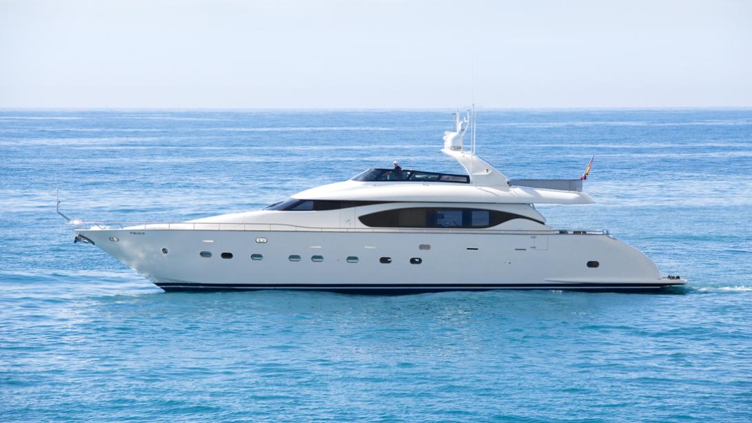 yacht Seven C