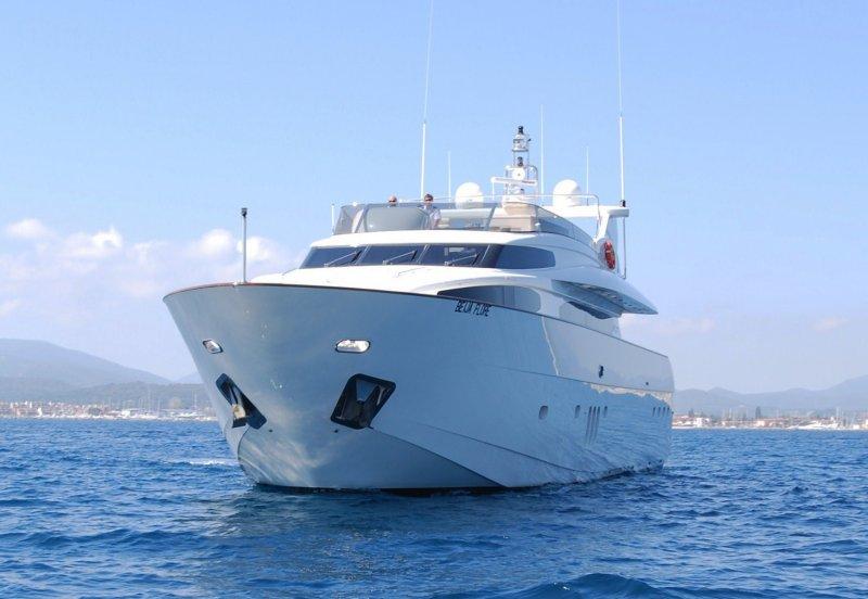 yacht Beija Flore