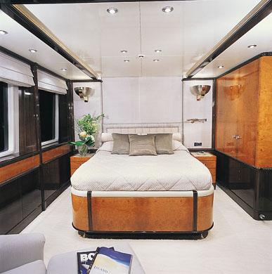 yacht Elysium