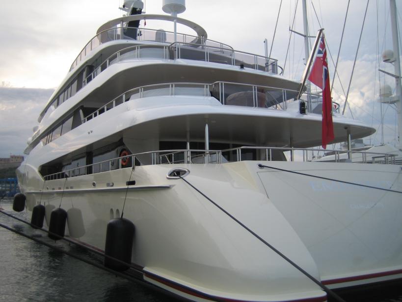 yacht Eminence