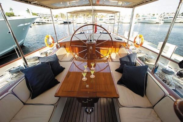 yacht Emmaline