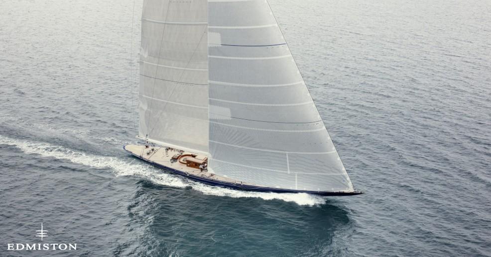 yacht Endeavour