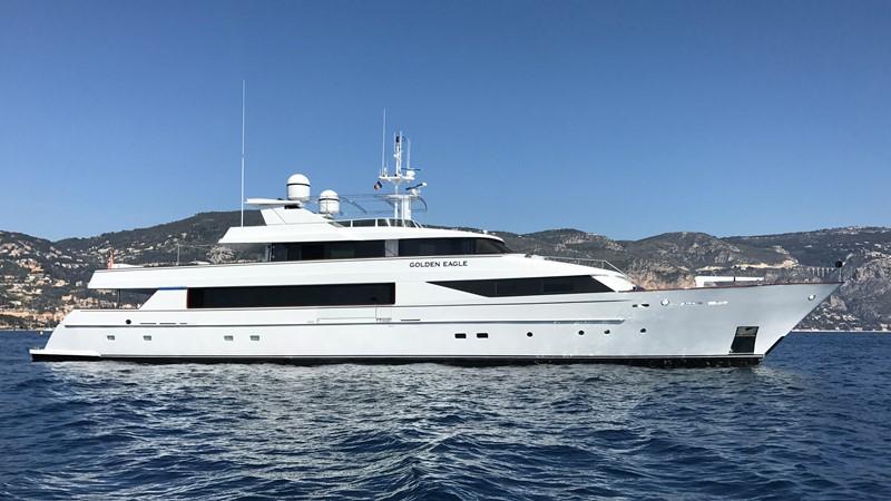 yacht Natalia V