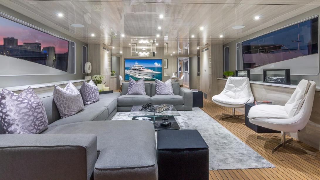 yacht Nirvana