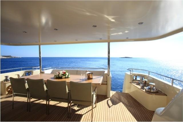 yacht Adagio