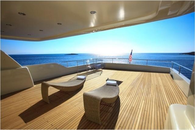 yacht Adagio