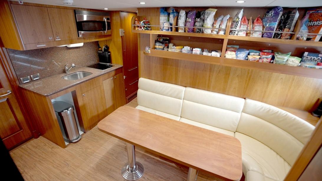 yacht Homecoming