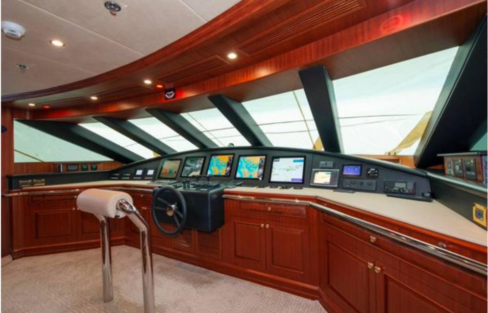 yacht Homecoming