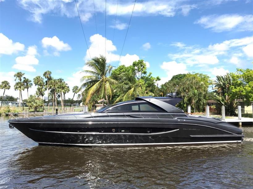 yacht Chop Chop