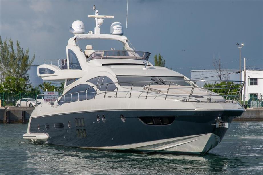 yacht All or Nothing