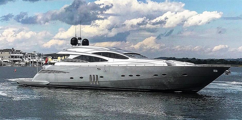 yacht All or Nothing