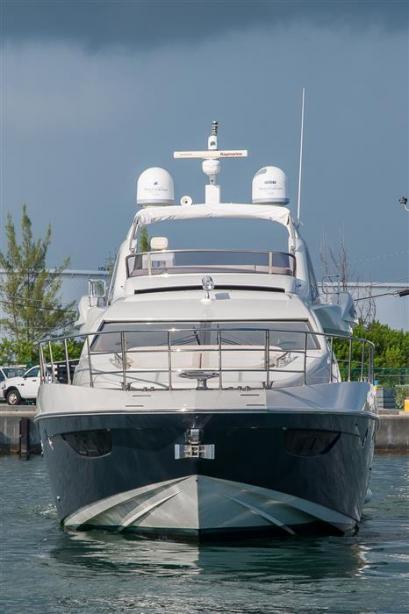 yacht All or Nothing