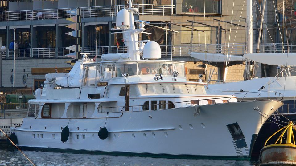 yacht Cetacea