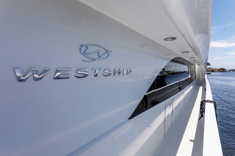 yacht Invision