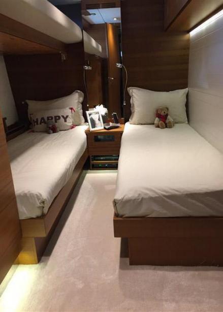 yacht Njord