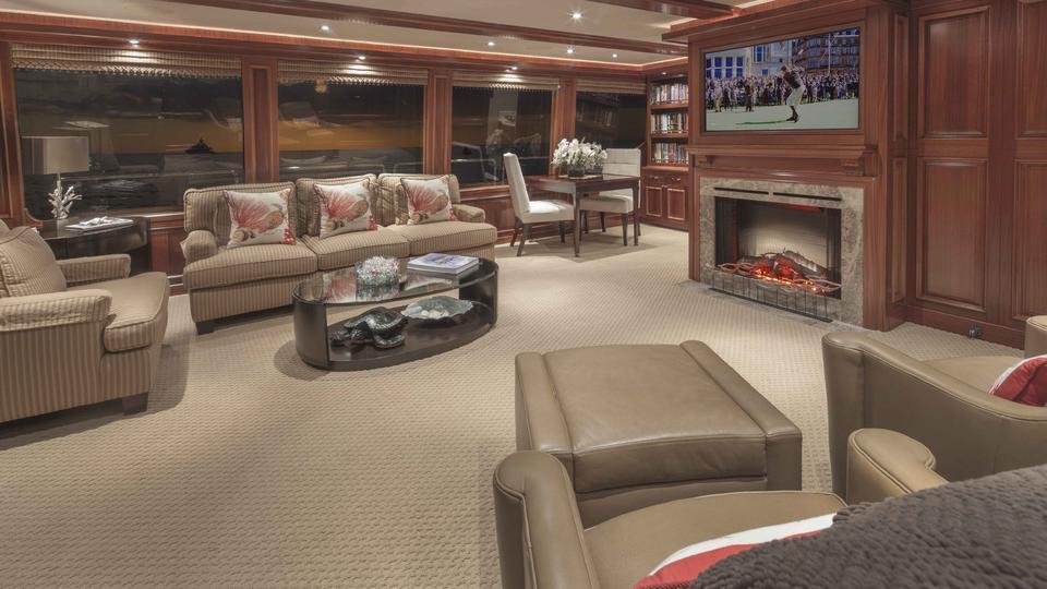 yacht All Inn