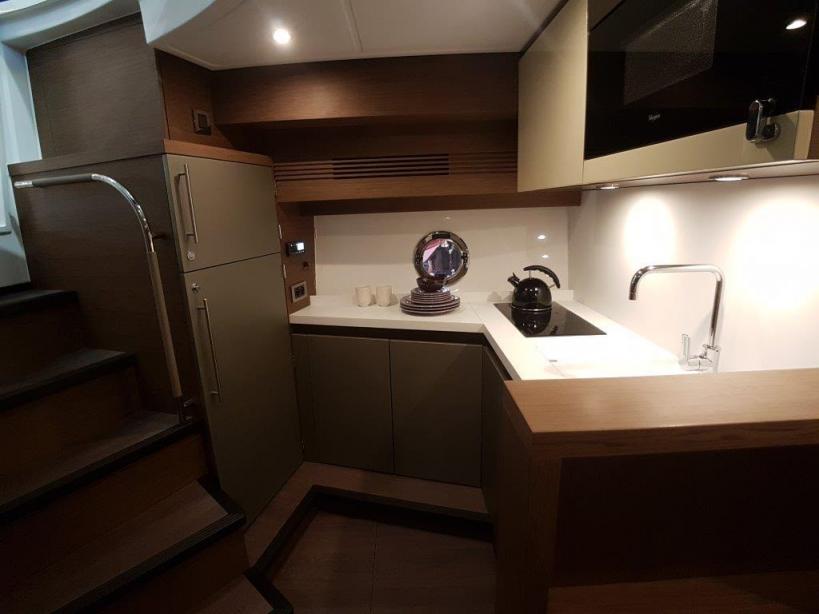 yacht Beneteau Gran Turismo 46