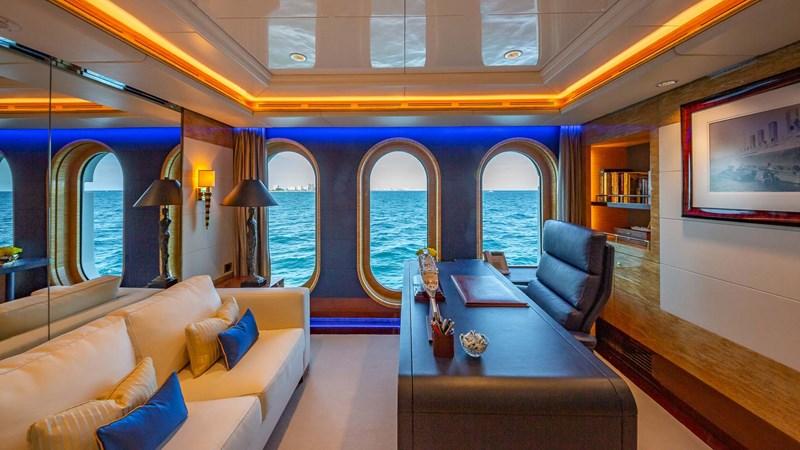 yacht Amadeus