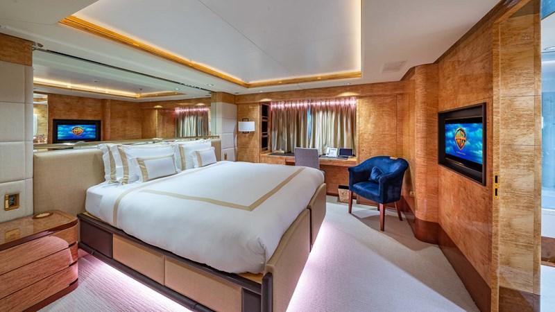 yacht Amadeus