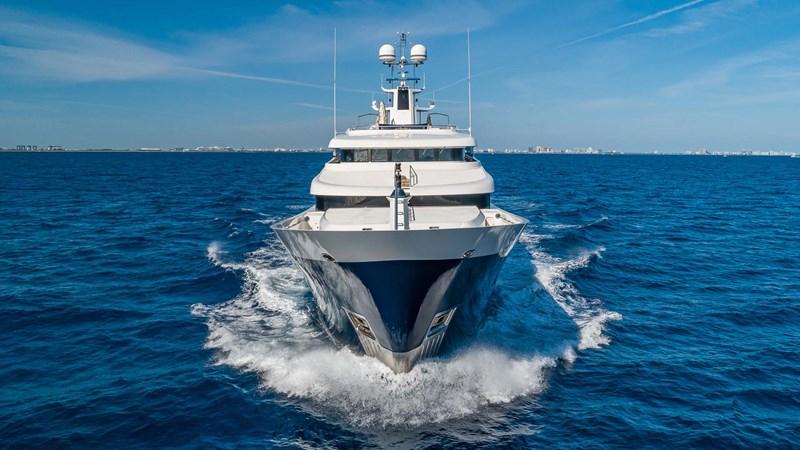 yacht Amadeus