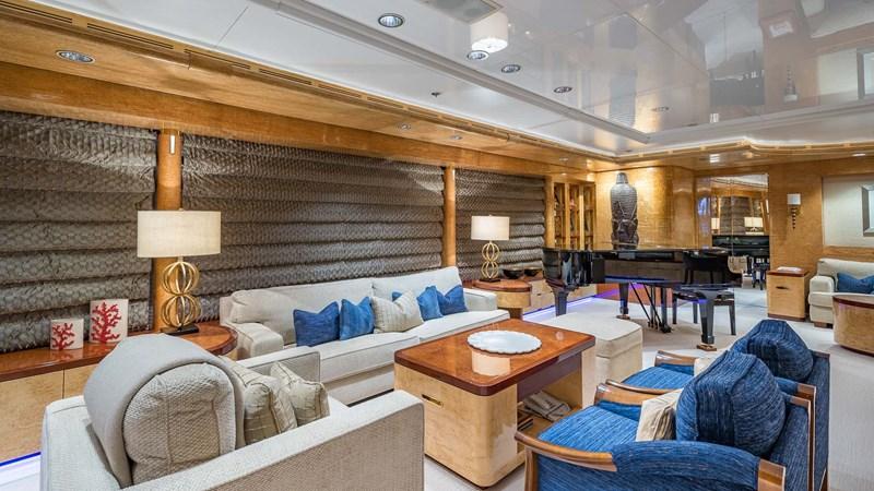 yacht Amadeus