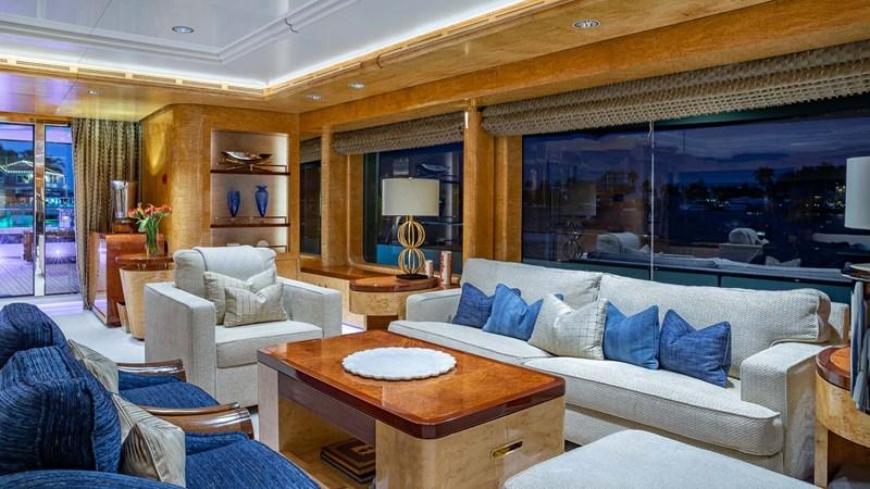 yacht Amadeus