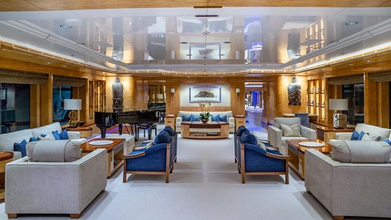 yacht Amadeus