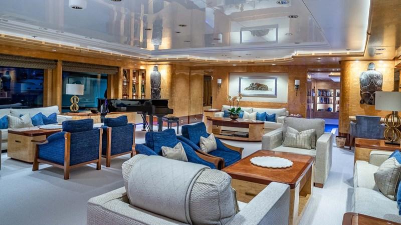 yacht Amadeus