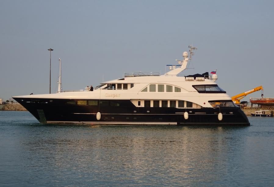 yacht Socrat