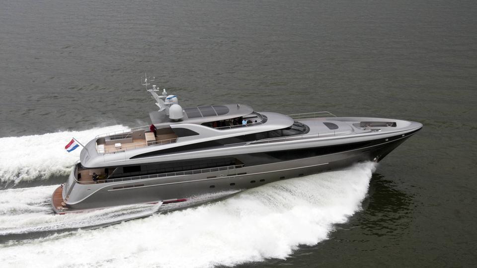 yacht Lucia-M