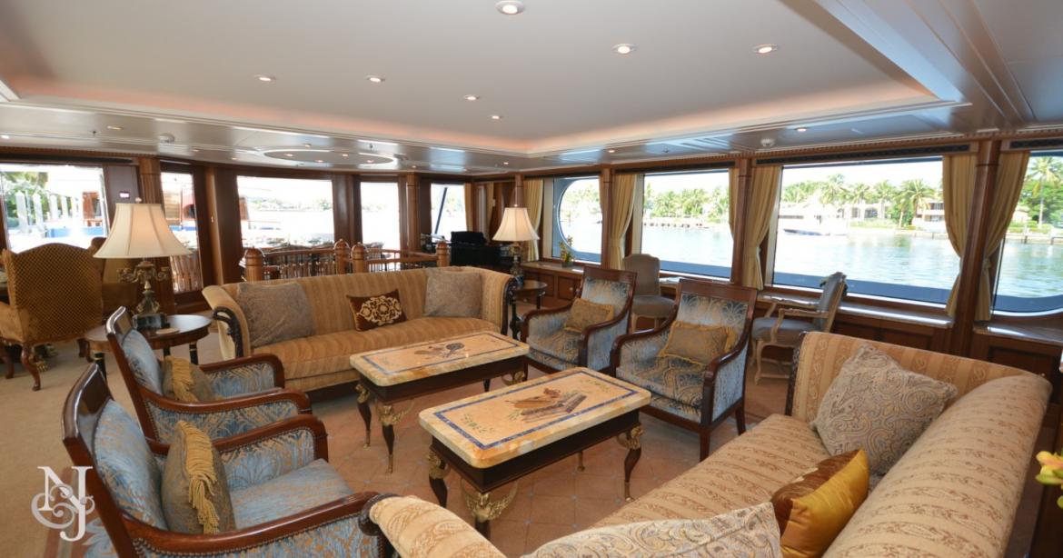 yacht Gallant Lady
