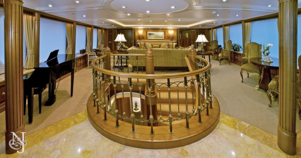 yacht Gallant Lady
